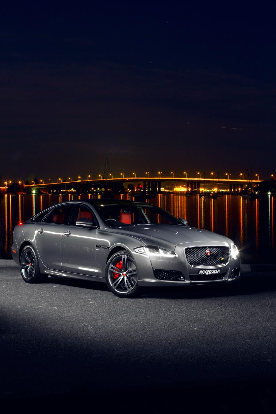  Jaguar XJR 2016 года  (AU) (фото 3 из 6)